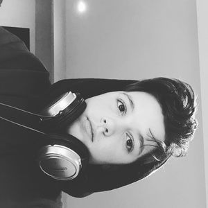 Meet your Posher, Colin